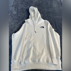 The North Face women’s Pullover Hoodie